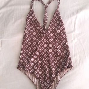 acacia venezuela one piece